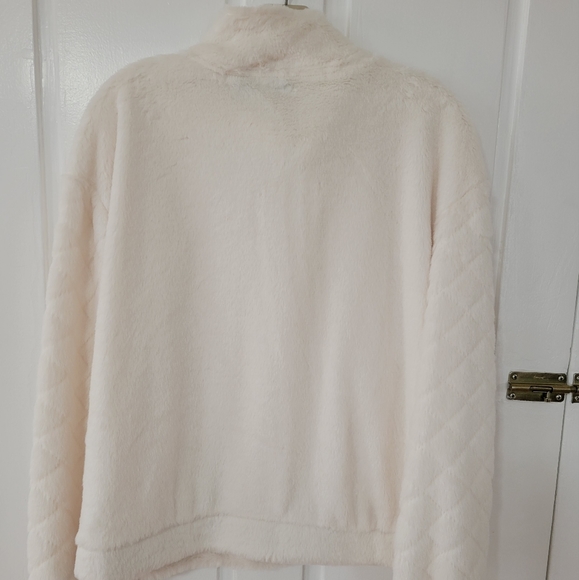 Sueter - Picture 3 of 3